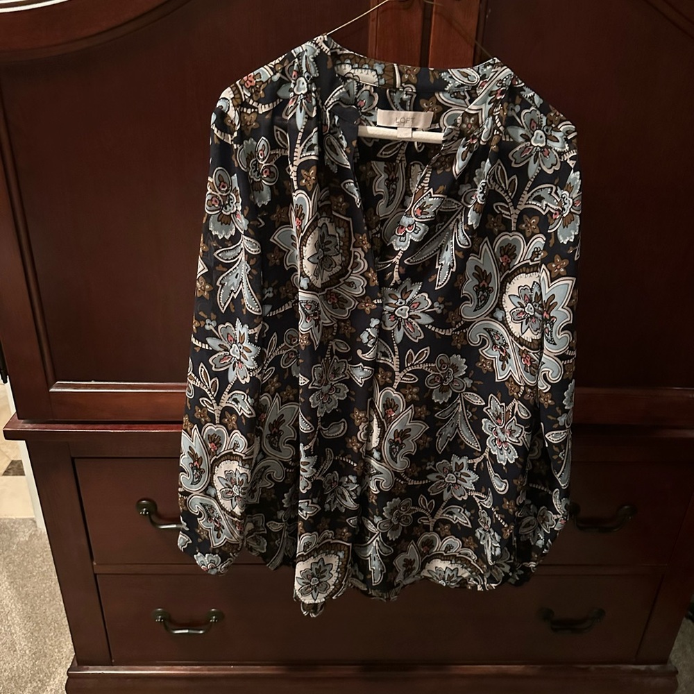 LOFT Floral Print Blouse in Navy and White